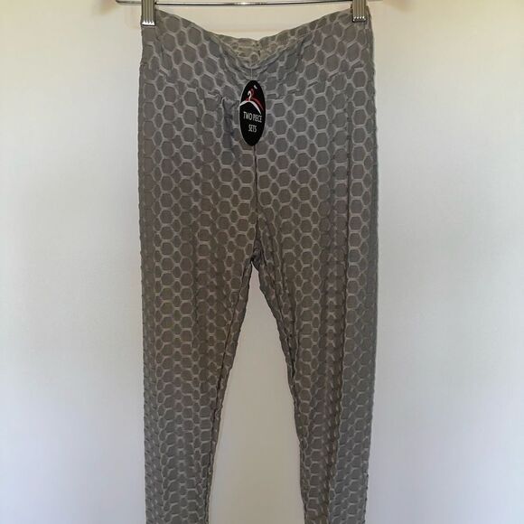 Silver honeycomb active set two piece leggings and long sleeve crop zip … - Picture 8 of 13